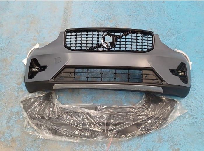 ÖN TAMPON SETİ KOMPLE XC40 2023- resmi