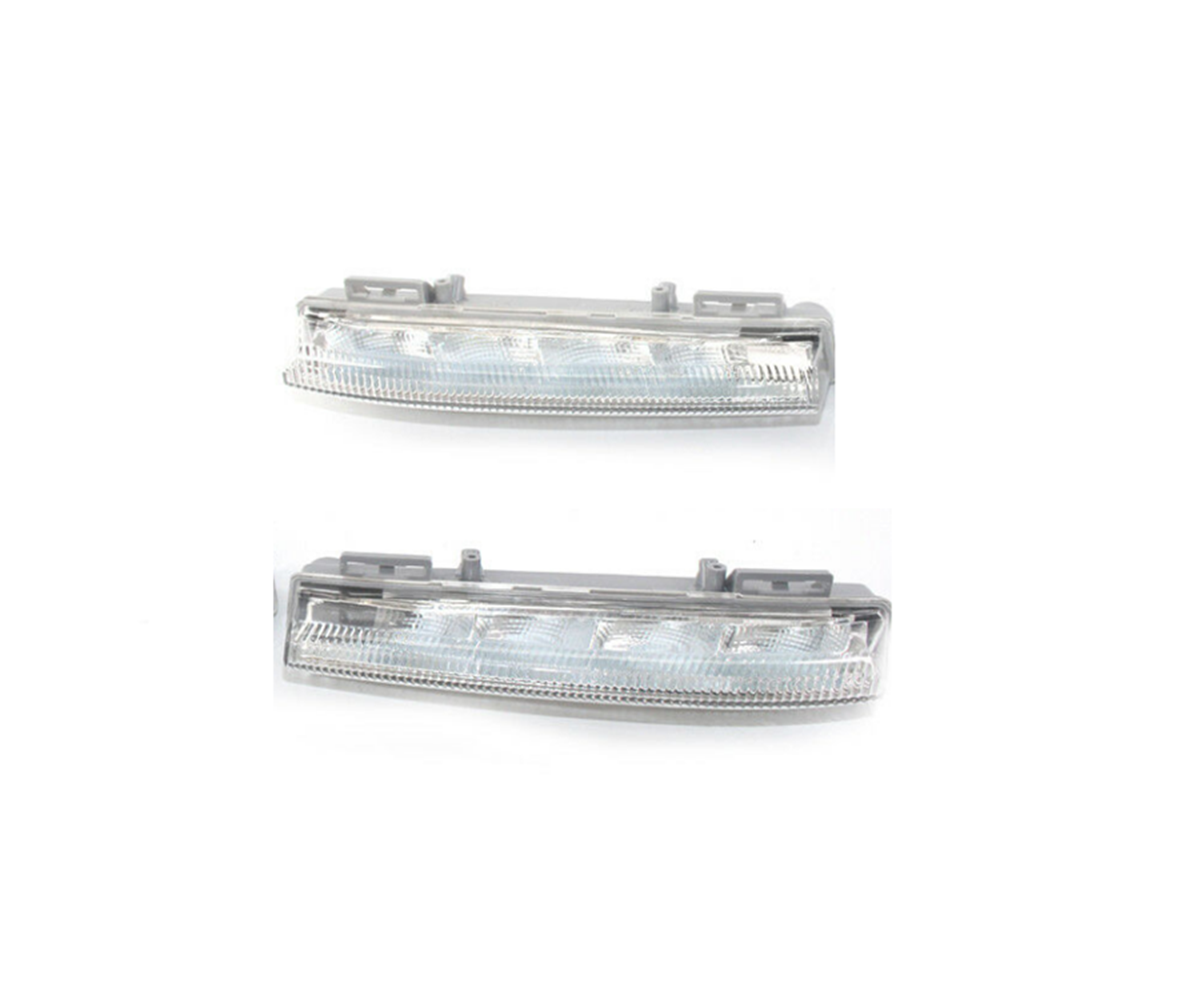 GÜNDÜZ FARI LED SOL W204 / W212 2010- resmi