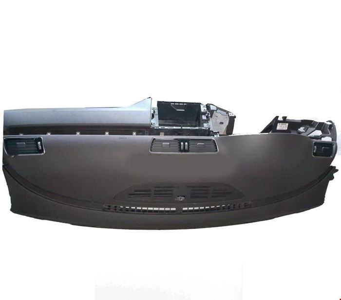 ÖN TORPİDO GÖĞÜS SİYAH PASSAT 2011- resmi