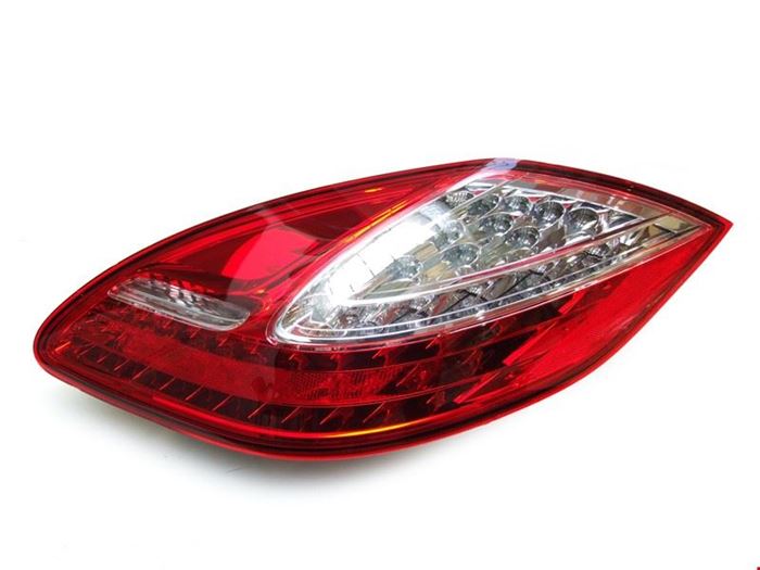 ARKA STOP LAMBASI SOL PANAMERA 2010- resmi