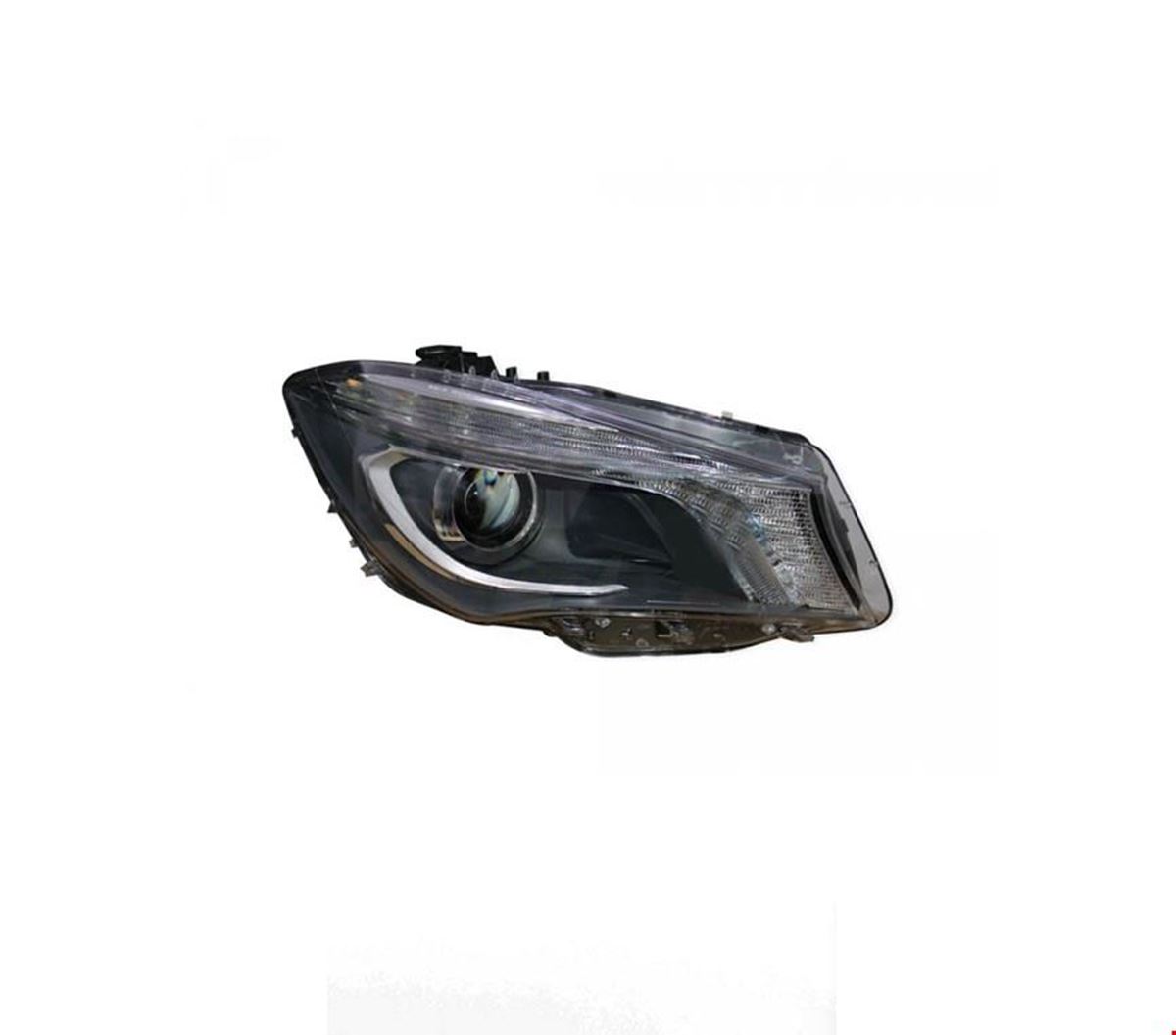 ÖN FAR SAĞ ( XENON ) W117 CLA 2013- resmi