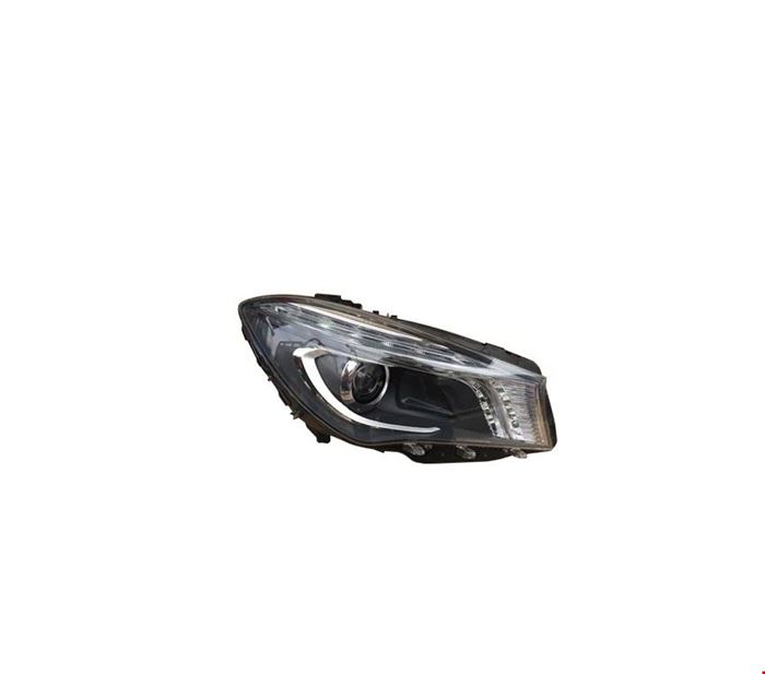 ÖN FAR SAĞ ( XENON ) W117 CLA 2013- resmi