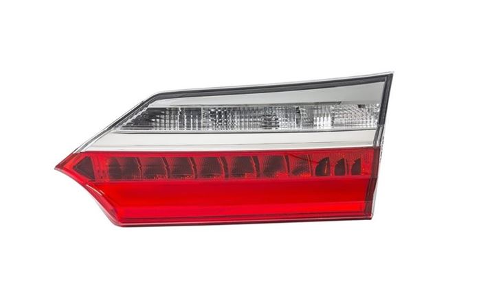 STOP LAMBASI İÇ (LED) SAĞ COROLLA 2017- resmi
